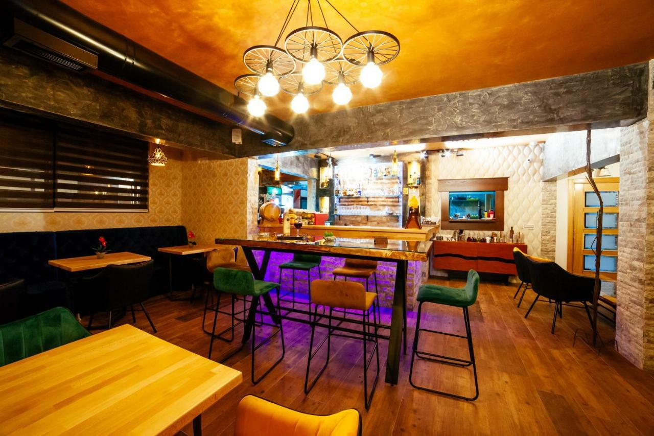 Hotel Platinum Ulcinj Kültér fotó