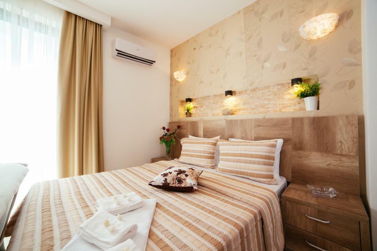 Hotel Platinum Ulcinj Kültér fotó