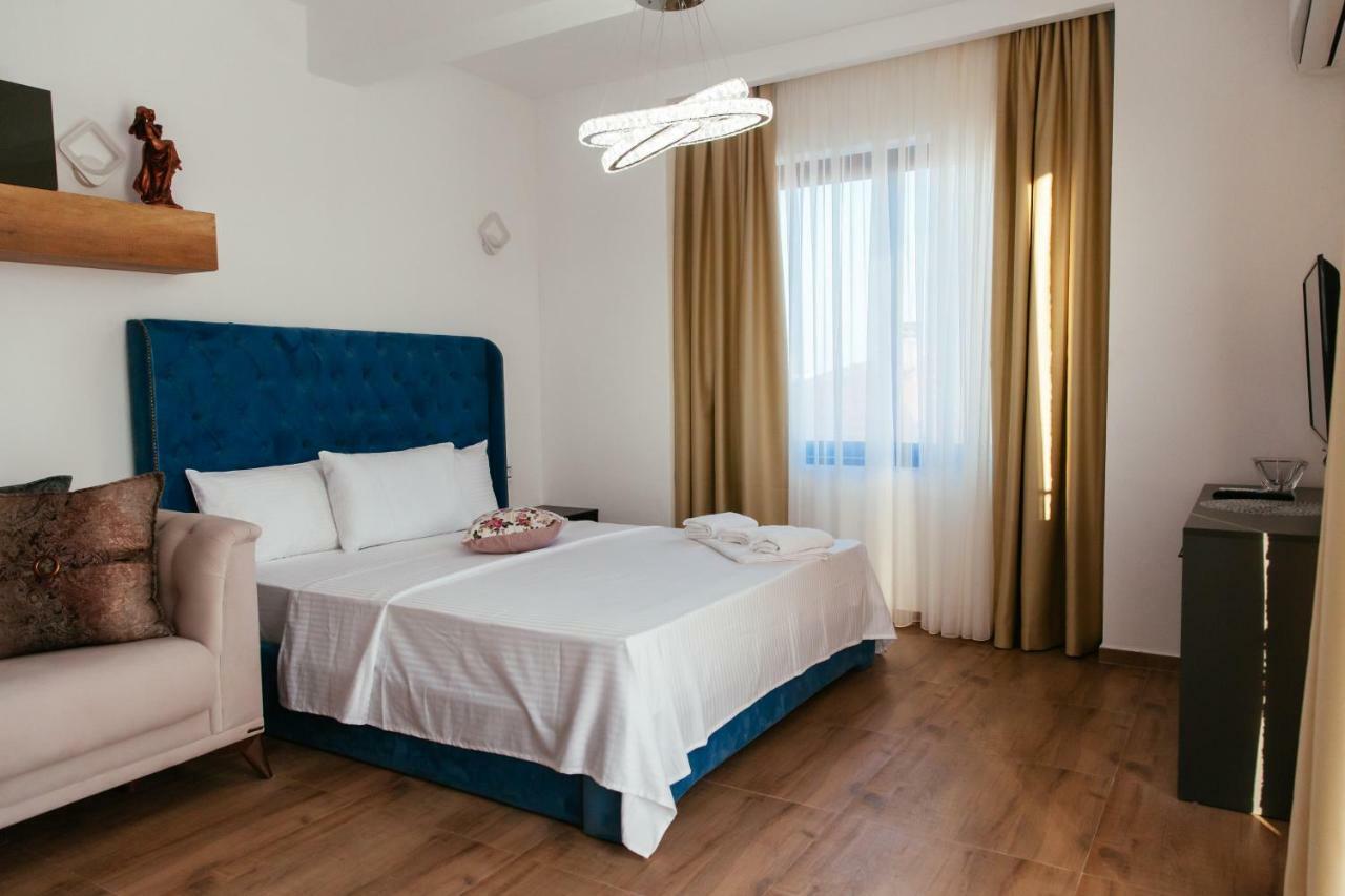 Hotel Platinum Ulcinj Kültér fotó