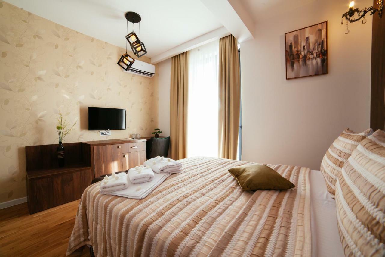 Hotel Platinum Ulcinj Kültér fotó