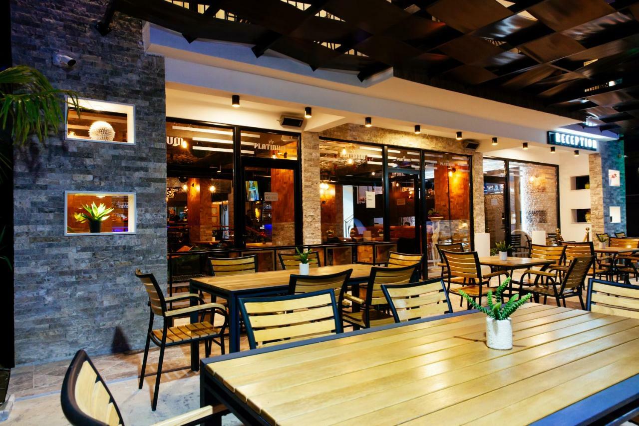 Hotel Platinum Ulcinj Kültér fotó