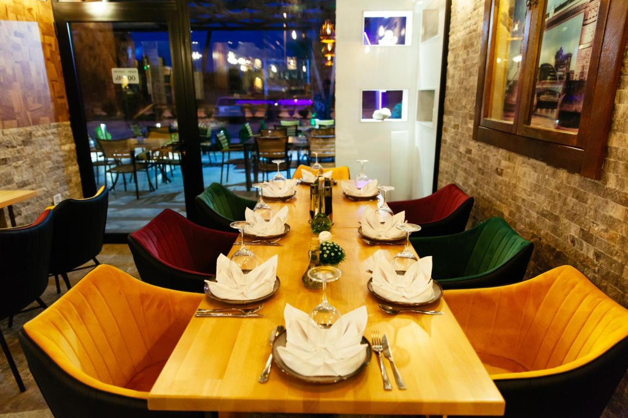 Hotel Platinum Ulcinj Kültér fotó