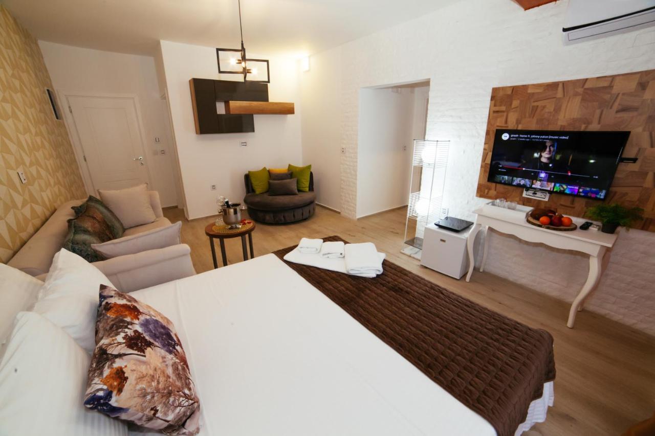 Hotel Platinum Ulcinj Kültér fotó